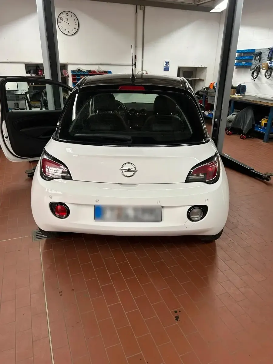 Gebraucht Opel Adam 87 PS (63 kW) 2018 Weiß Kleinwagen