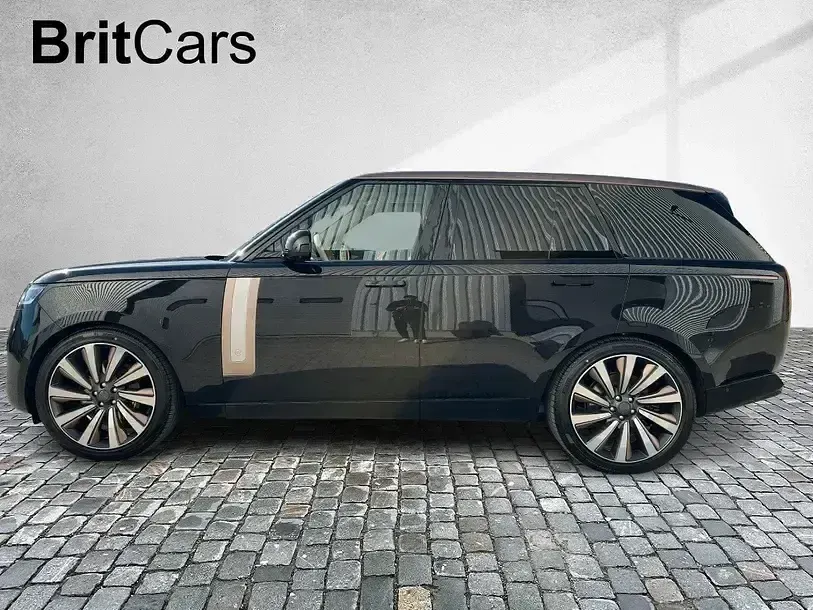 Second-hand Land Rover Range Rover 615 CP (452 kW) 2026 Negru SUV