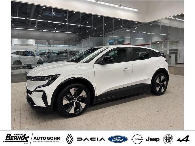 Gebraucht Renault Mégane Equilibre 96 kW (131 PS) 2023 Weiß Limousine