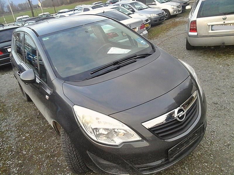 Gebraucht Opel Meriva Edition 100 PS (73 kW) 2011 Grau Van / Kleinbus