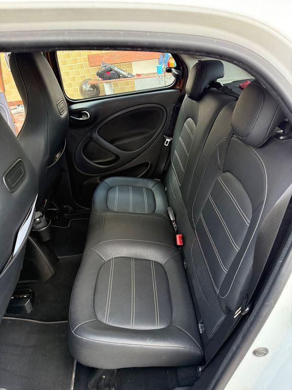 Second-hand Smart ForFour 90 CP (66 kW) 2016 Maro Hatchback