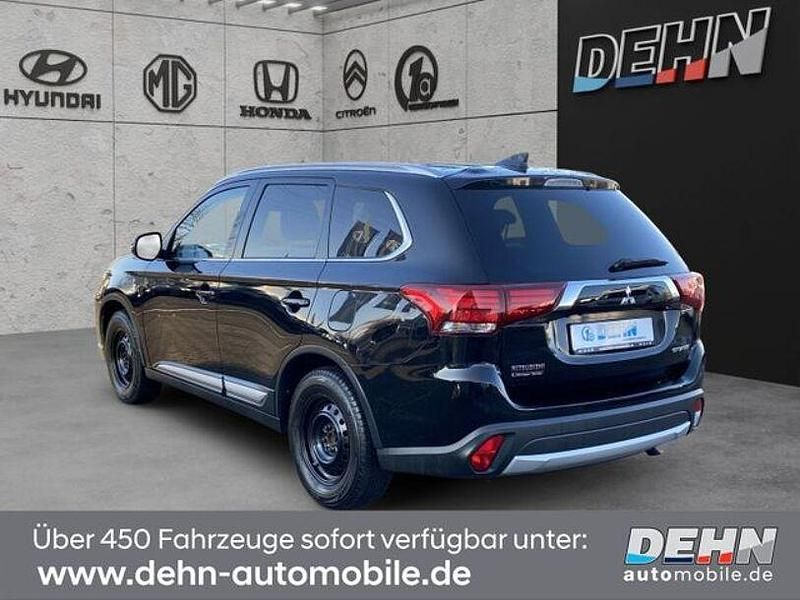 Gebraucht Mitsubishi Outlander Edition 150 PS (110 kW) 2018 Schwarz SUV