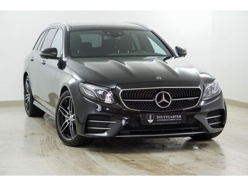 Obsidianschwarz lack (metallic) Gebraucht 2019 Mercedes E53 AMG AMG Kombi | 38.900 € (Guter Preis) - Bild 1/4