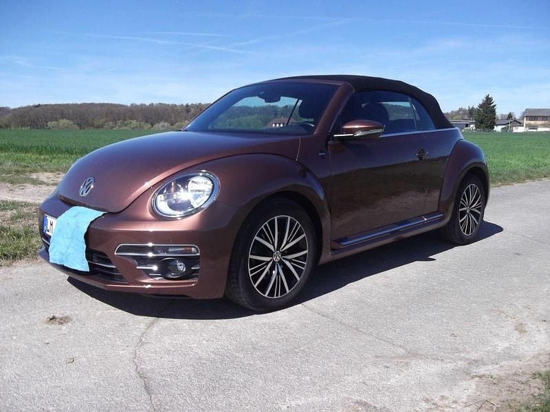 Gebraucht VW Beetle Sound 105 PS (77 kW) 2017 Braun Kleinwagen