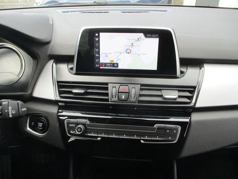 Gebraucht BMW 218 Gran Tourer 150 PS (110 kW) 2022 Schwarz Van / Kleinbus