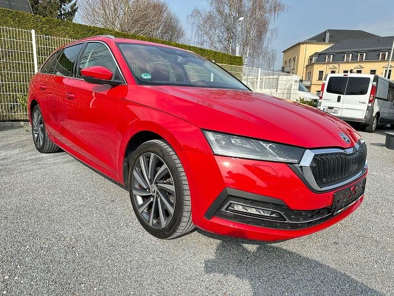 Second-hand Skoda Octavia Style 150 CP (110 kW) 2021 Roșu Break