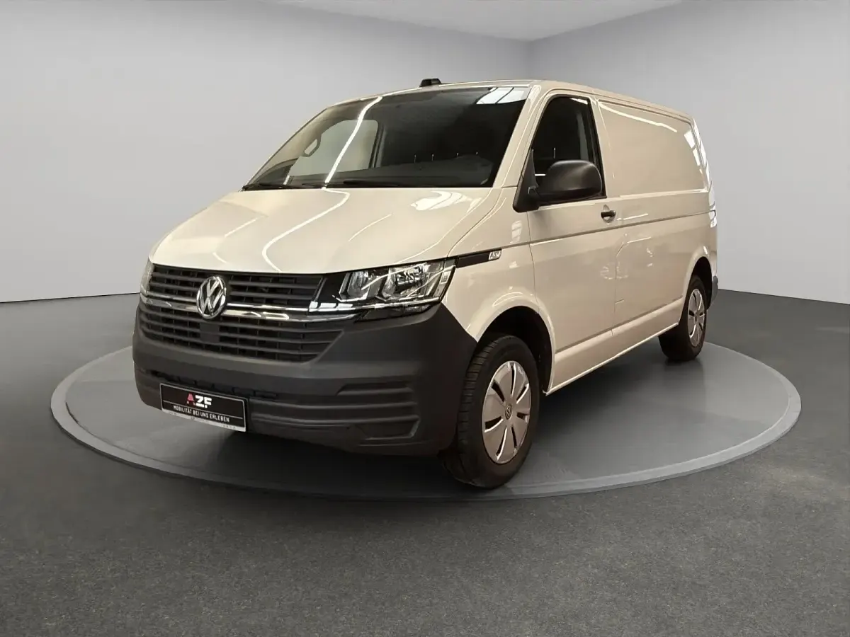 Second-hand VW Transporter 110 CP (80 kW) 2023 Alb Van