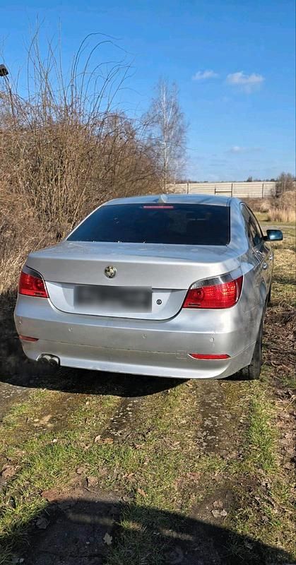 Gebraucht BMW 520 170 PS (125 kW) 2005 Grau Limousine