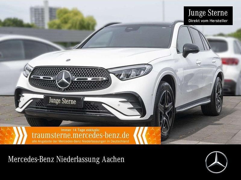Weiß Gebraucht 2024 Mercedes GLC300e AMG SUV | 63.990 € (Fairer Preis) - Bild 1/3