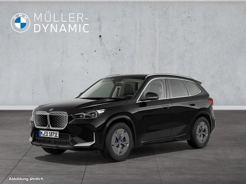 Gebraucht BMW iX1 Performance 230 kW (313 PS) 2023 Saphirschwarz (metallic) SUV