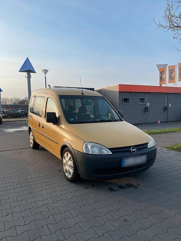 Gebraucht Opel Combo 101 PS (74 kW) 2006 Gelb Van / Kleinbus