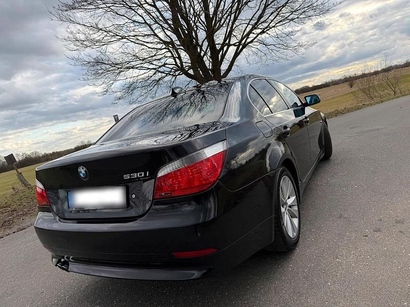 Gebraucht BMW 530 258 PS (189 kW) 2006 Schwarz Limousine