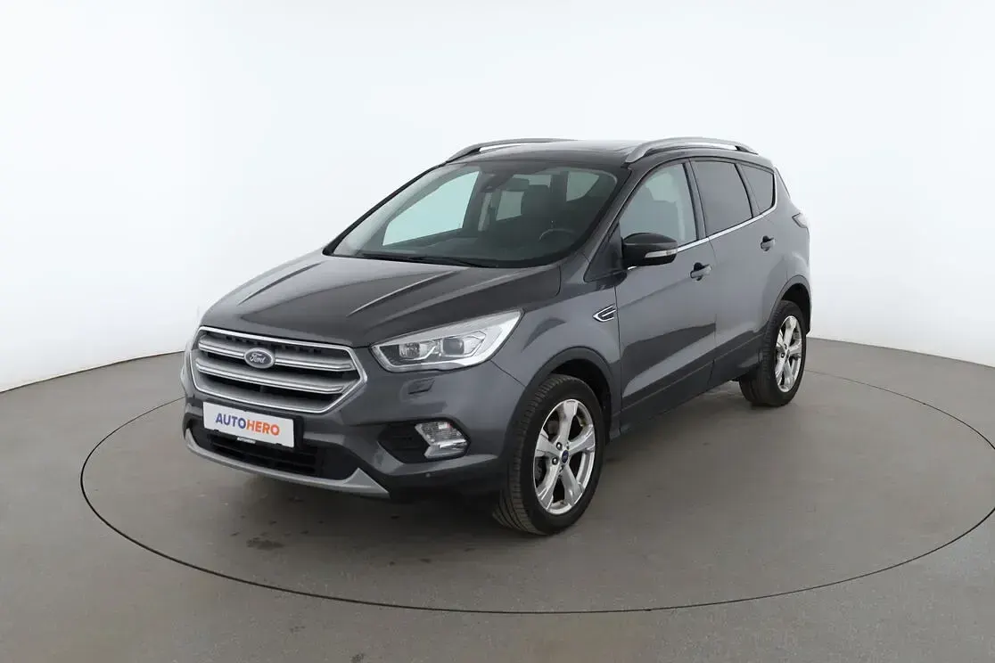 Gebraucht Ford Kuga Titanium 150 PS (110 kW) 2019 SUV