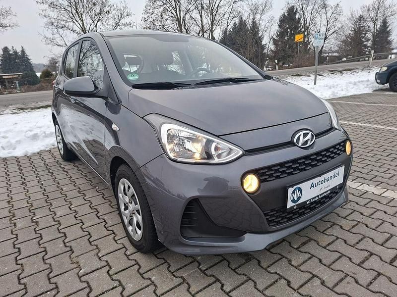 Gebraucht Hyundai i10 Classic 67 PS (49 kW) 2017 Kleinwagen