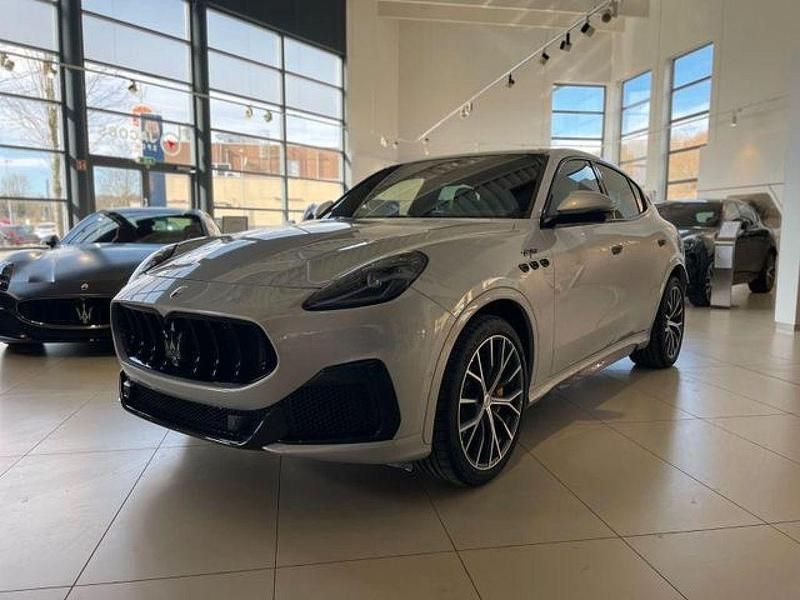 Silber Neu 2025 Maserati Grecale SUV | 125.900 € (Superpreis) - Bild 1/4