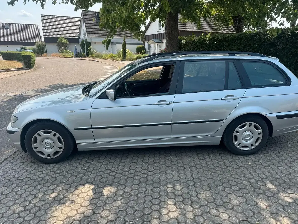 Gebraucht BMW 316 116 PS (85 kW) 2002 Silber Kombi
