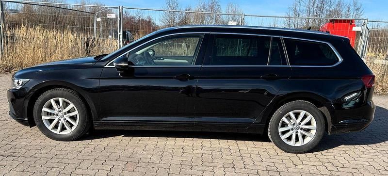 Gebraucht VW Passat 150 PS (110 kW) 2020 Schwarz Kombi