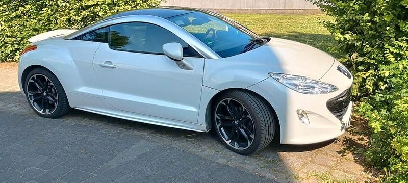 Weiß Gebraucht 2011 Peugeot RCZ Coupé | 5.400 € (Guter Preis) - Bild 1/4