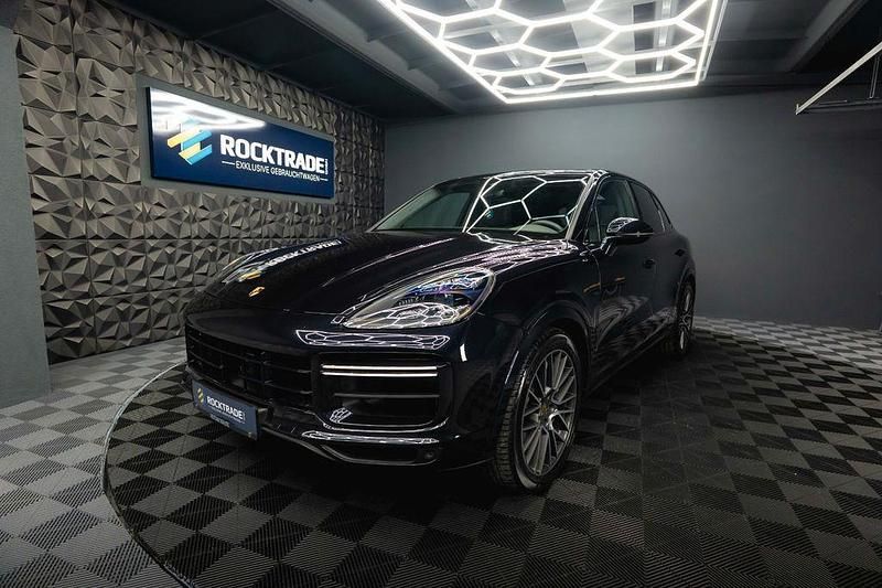 Gebraucht Porsche Cayenne Turbo Sport 549 PS (403 kW) 2018 Schwarz SUV