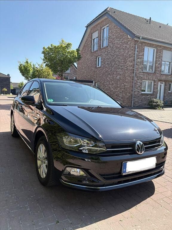 Gebraucht VW Polo Highline 116 PS (85 kW) 2019 Schwarz Kleinwagen