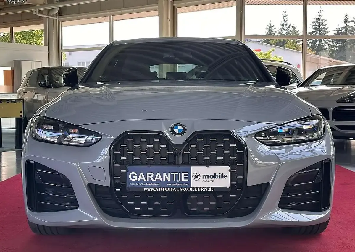 Gebraucht BMW 440 Shadowline 374 PS (275 kW) 2023 Brooklyn grau metallic Limousine
