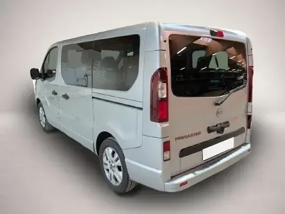 Gebraucht Nissan Primastar Tekna 150 PS (110 kW) 2025 Grau Van / Kleinbus