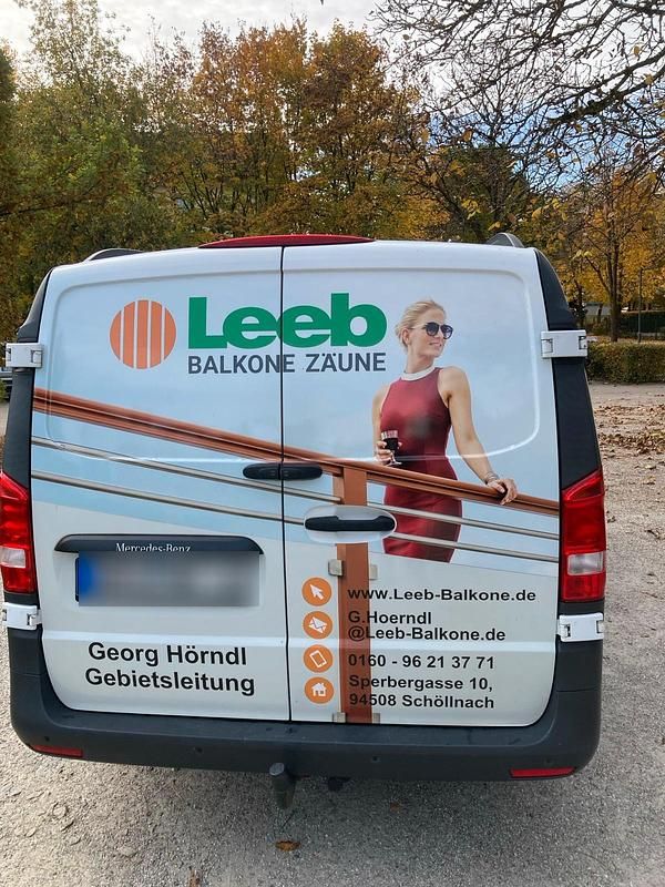 Weiß Gebraucht 2018 Mercedes Vito Van / Kleinbus | 17.000 € - Bild 1/4