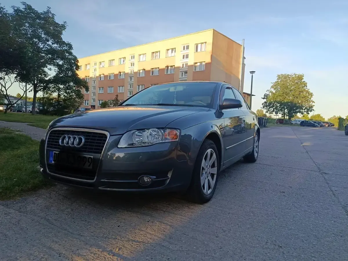 Gebraucht Audi A4 131 PS (96 kW) 2006 Grau Limousine