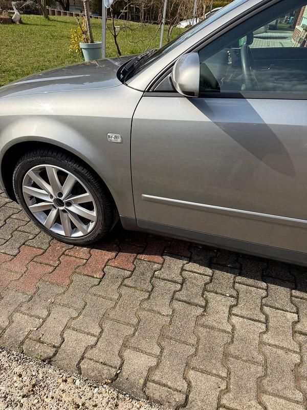 Gebraucht Audi A4 2002 Silber Limousine