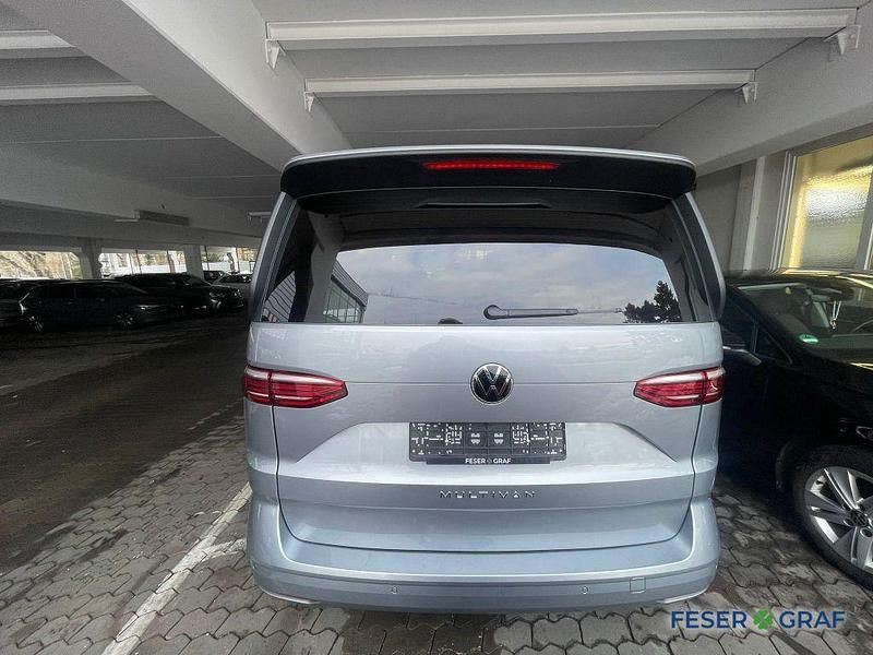 Gebraucht VW Multivan Life 150 PS (110 kW) 2024 Monosilber metallic Van
