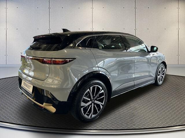 Gebraucht Renault Megane E-Tech Iconic 160 kW (218 PS) 2022 Andere farbe