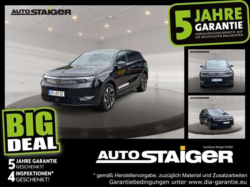 Lackierung schwarz perla nera/typ a Gebraucht 2024 Opel Grandland X SUV | 29.990 € (Fairer Preis) - Bild 1/4