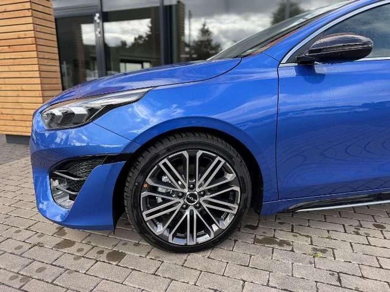 Neu Kia ProCeed GT-Line 140 PS (102 kW) 2025 Grau Kleinwagen