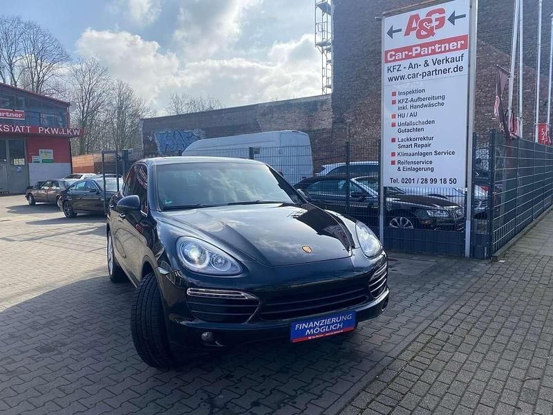 Gebraucht Porsche Cayenne 299 PS (219 kW) 2012 Schwarz metallic SUV