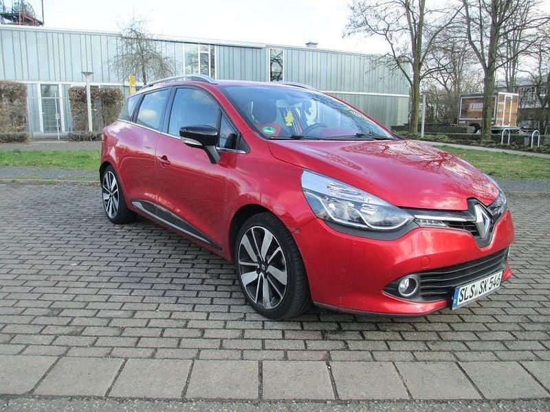 Gebraucht Renault Clio IV Dynamique 120 PS (88 kW) 2014 Rot Limousine