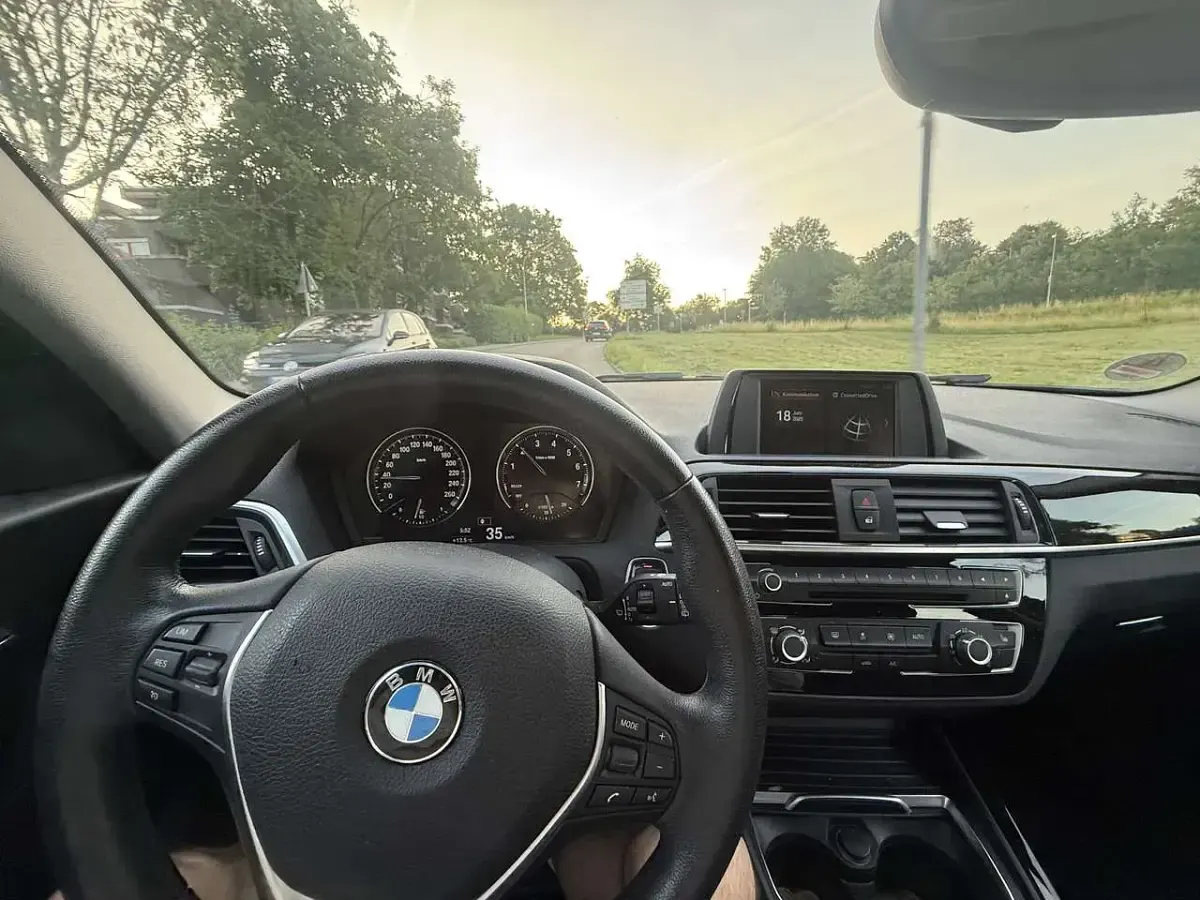 Gebraucht BMW 118 Sport Line 136 PS (100 kW) 2018 Kleinwagen