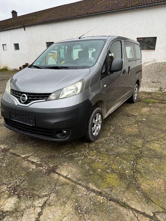 Grau Gebraucht 2010 Nissan Evalia Premium Edition Van / Kleinbus | 4.899 € (Etwas zu teuer) - Bild 1/4