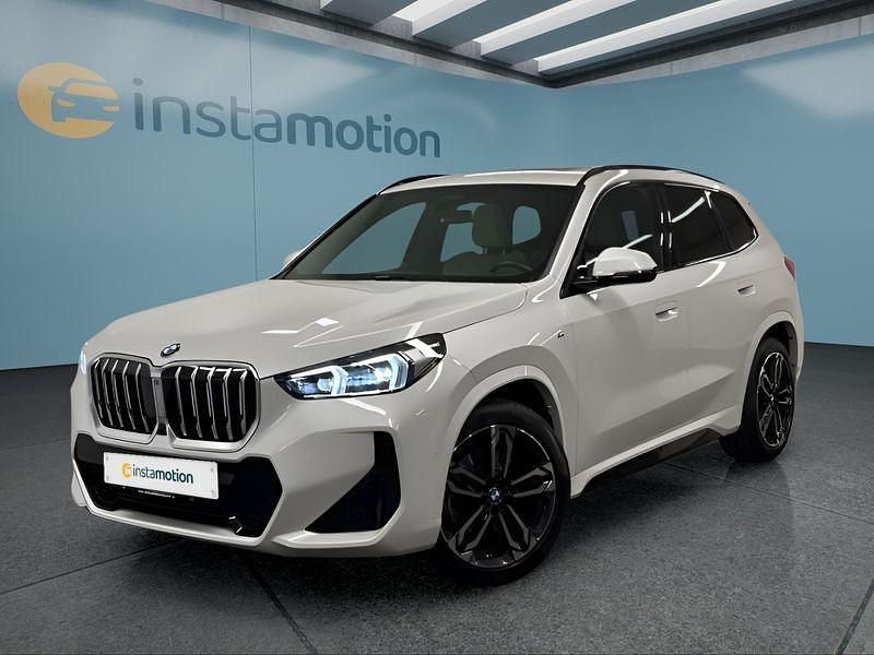 Weiß Gebraucht 2022 BMW X1 M Sport SUV | 43.849 € - Bild 1/4