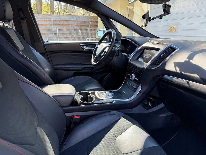 Gebraucht Ford S-MAX ST-Line 190 PS (139 kW) 2022 Weiß Van / Kleinbus