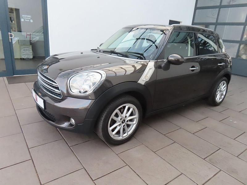 Grau Gebraucht 2015 Mini Cooper D Countryman SUV | 6.985 € (Guter Preis) - Bild 1/4