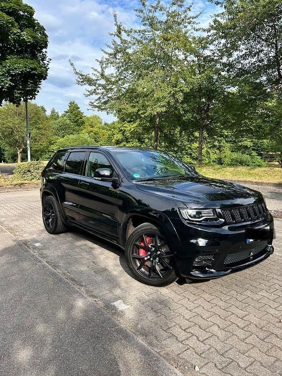 Schwarz Gebraucht 2018 Jeep Grand Cherokee SRT SUV | 45.700 € (Etwas zu teuer) - Bild 1/4