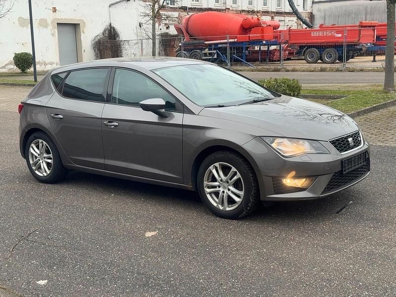 Gebraucht Seat Leon FR 150 PS (110 kW) 2015 Gold Kleinwagen