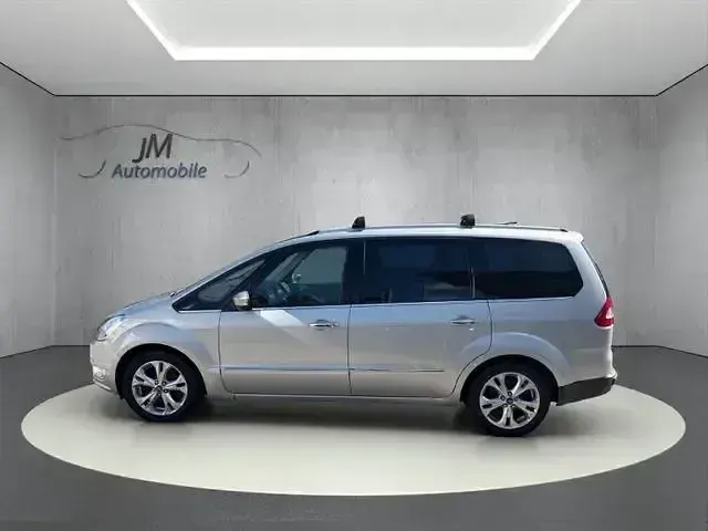 Gebraucht Ford Galaxy Titanium 160 PS (117 kW) 2013 Silber Van / Kleinbus