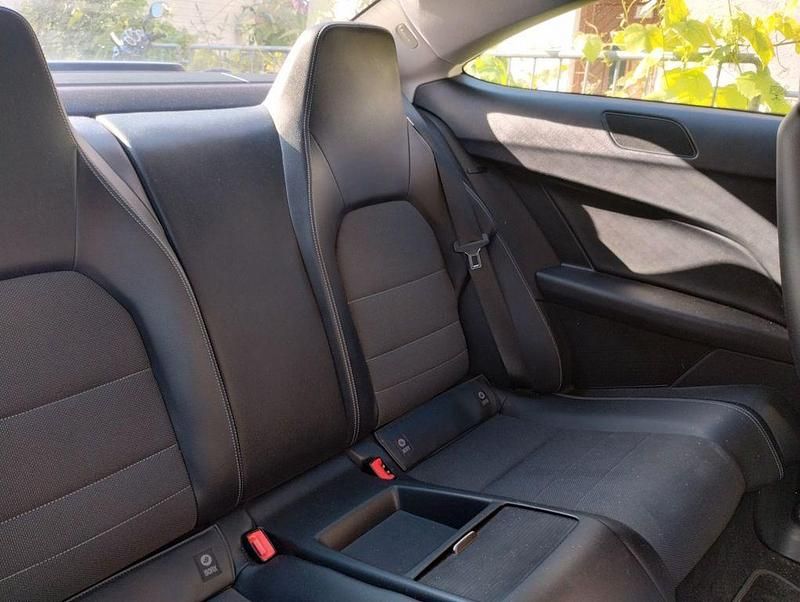 Gebraucht Mercedes C250 204 PS (150 kW) 2014 Schwarz Coupé