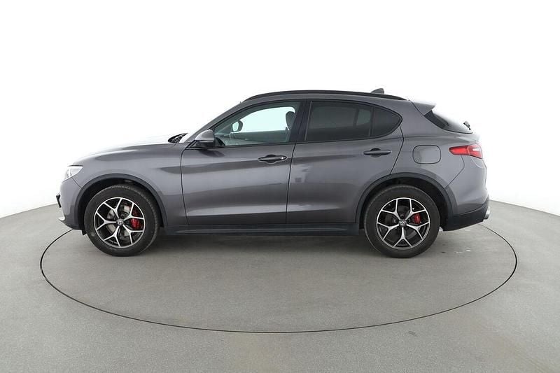 Gebraucht Alfa Romeo Stelvio Super 200 PS (147 kW) 2018 Silber SUV