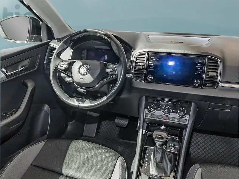Gebraucht Skoda Karoq 150 PS (110 kW) 2023 Schwarz SUV