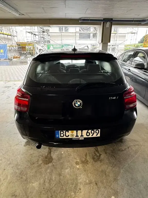 Gebraucht BMW 114 102 PS (75 kW) 2013 Schwarz Kleinwagen