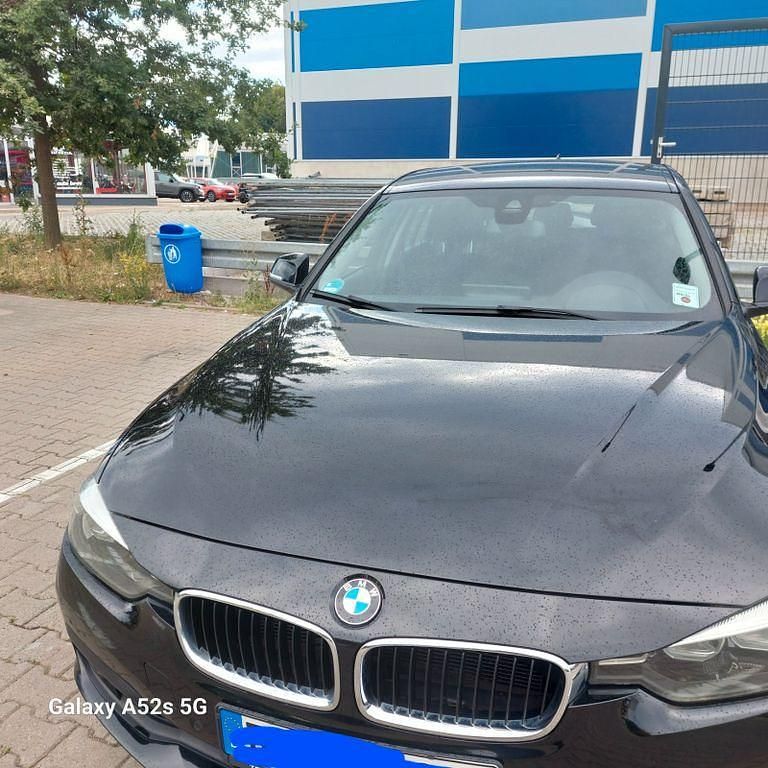 Gebraucht BMW 316 Advantage 116 PS (85 kW) 2015 Schwarz Kombi