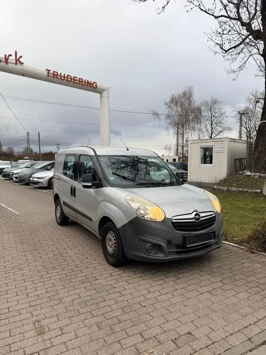 Gebraucht Opel Combo 105 PS (77 kW) 2012 Grau Van / Kleinbus