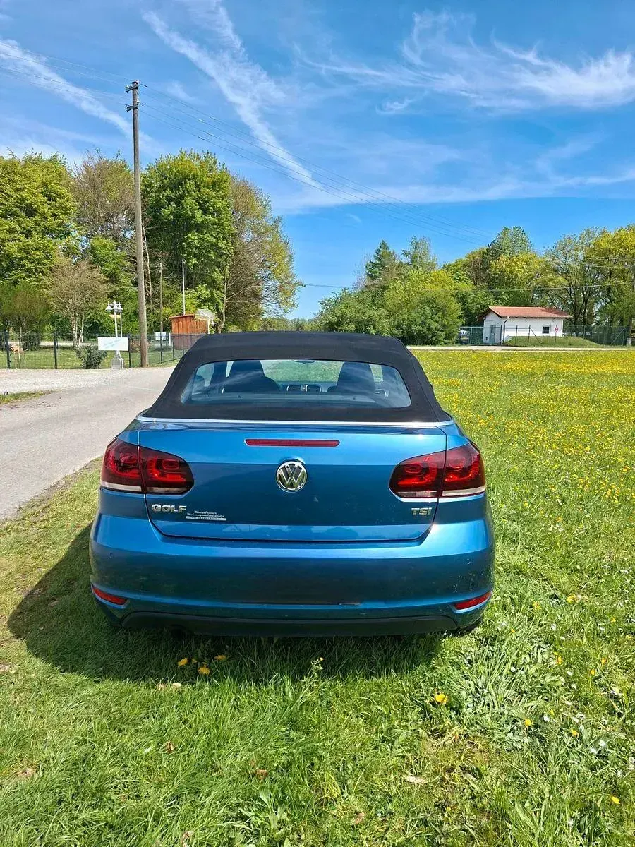 Gebraucht VW Golf Cabriolet 105 PS (77 kW) 2014 Blau Cabrio